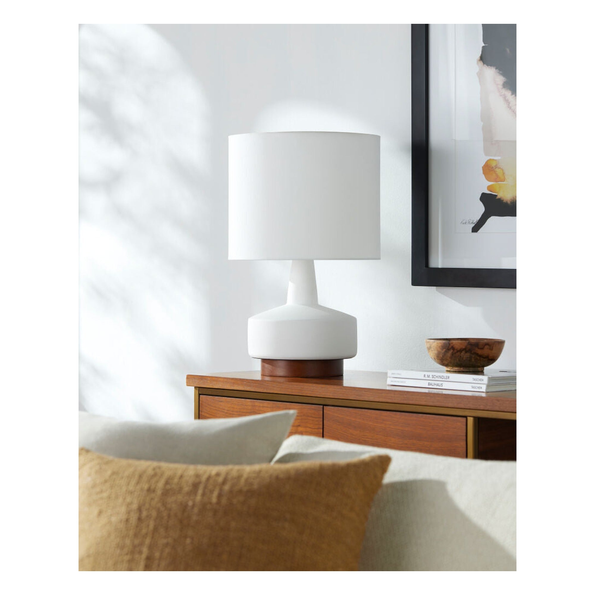 Nerra Accent Table Lamp NRRA-007 - styleshot
