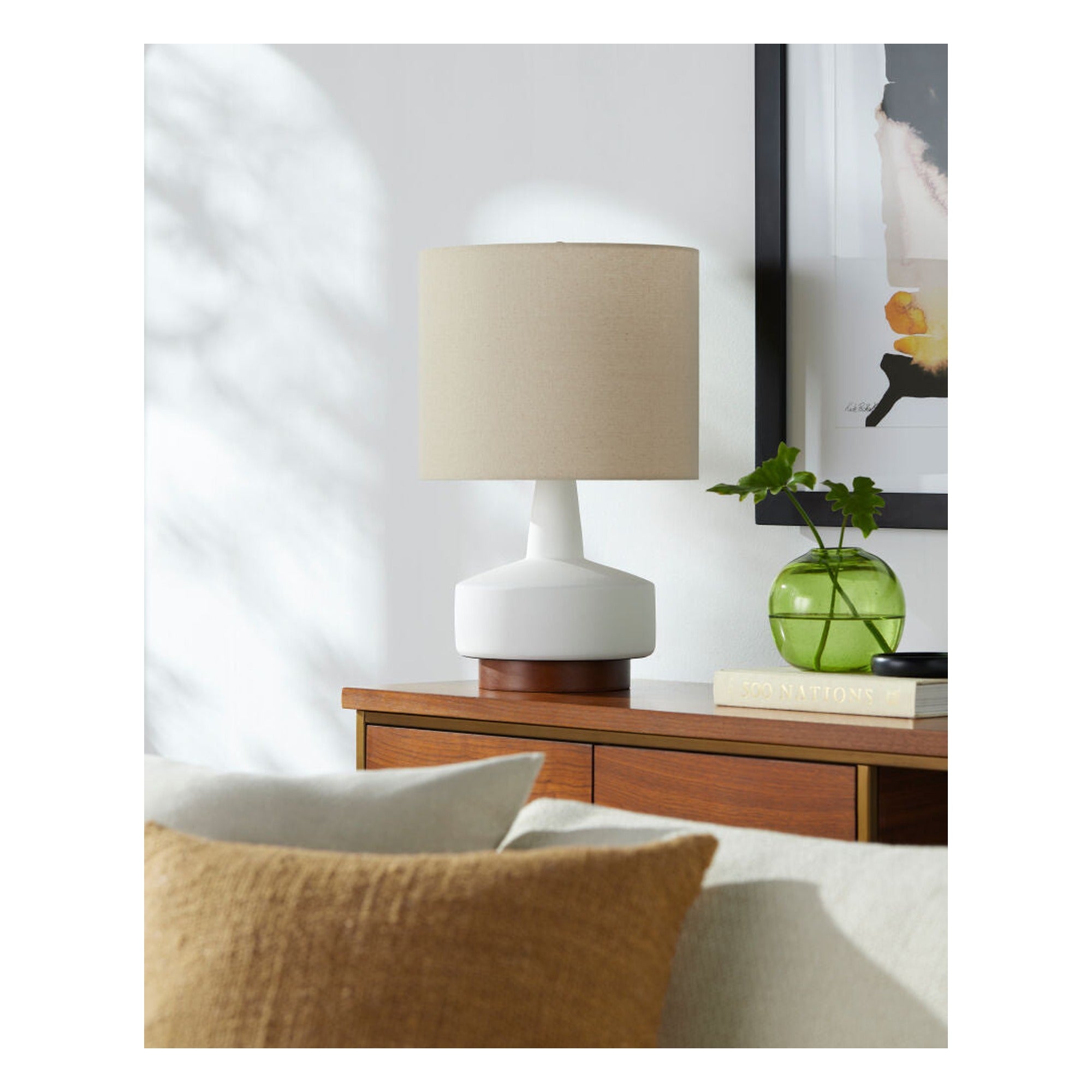 Nerra Accent Table Lamp NRRA-008 - styleshot
