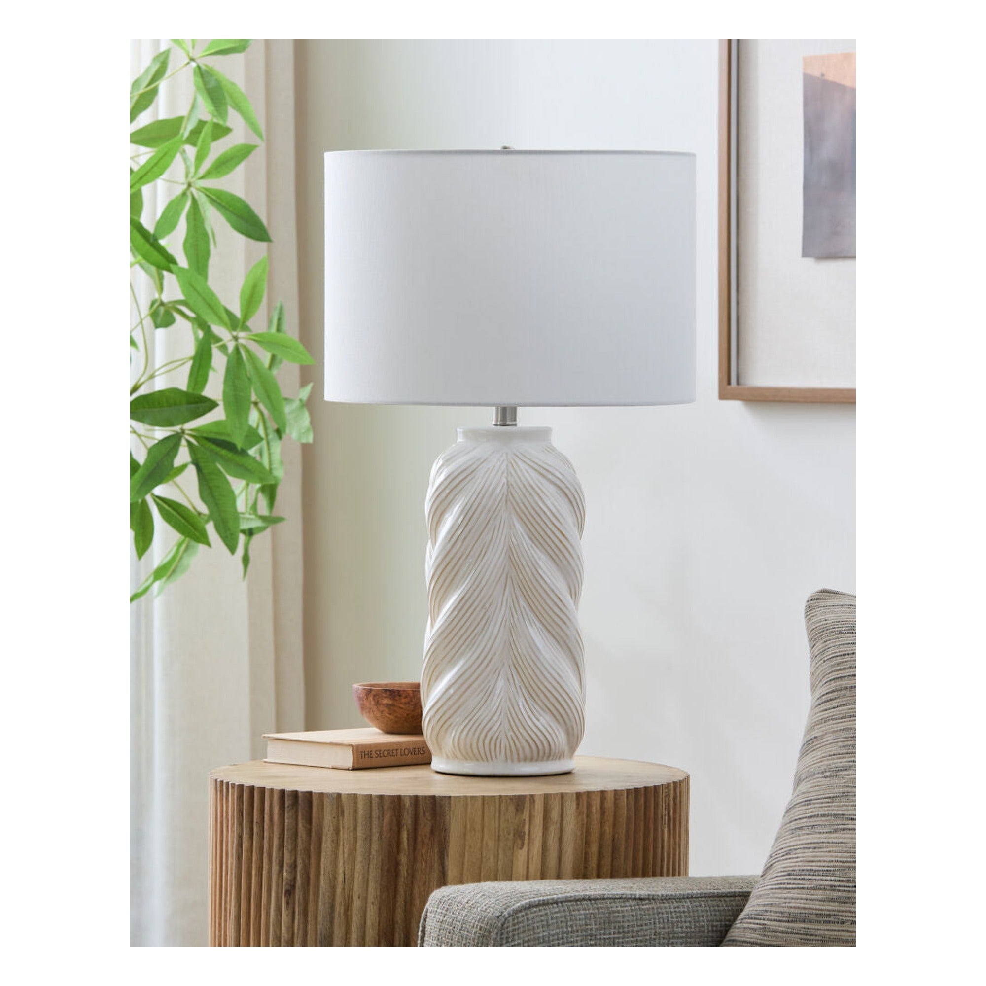 Pescia Accent Table Lamp - styleshot