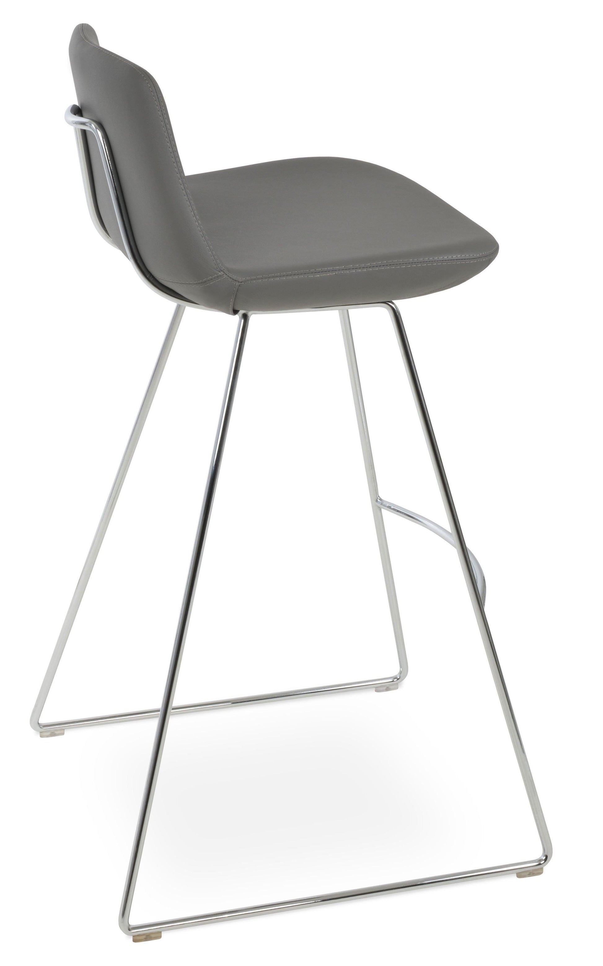 Pera HB Stool