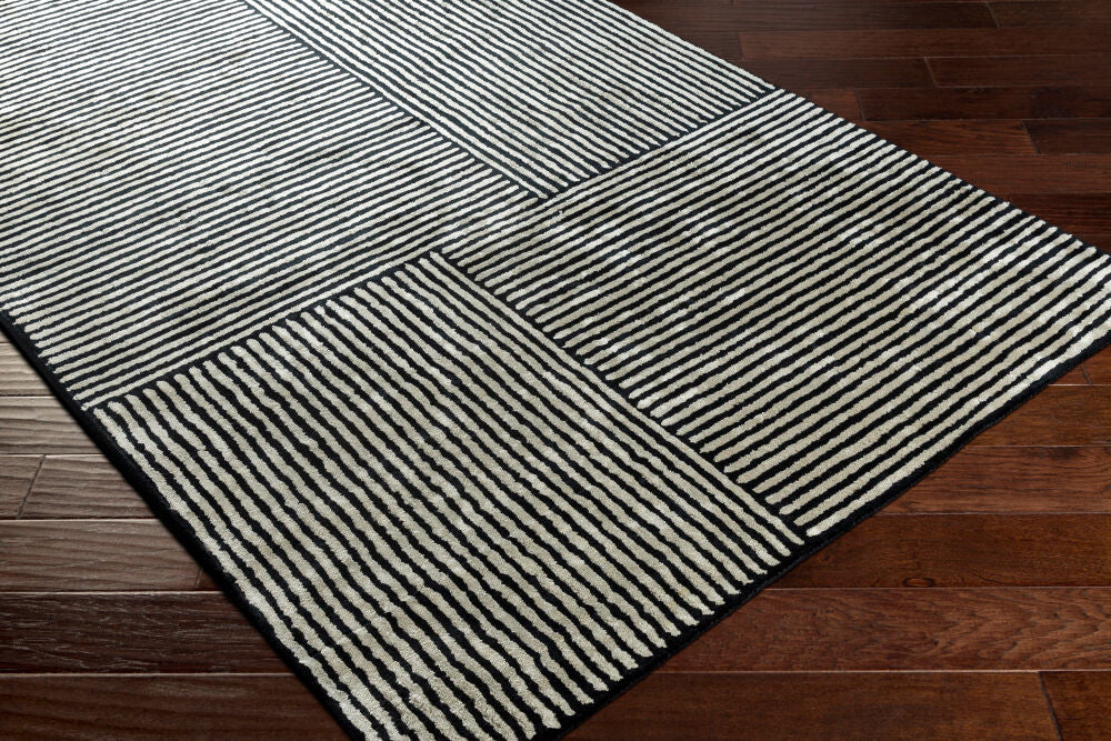 Quartz Black/Oatmeal Handmade Rug - corner