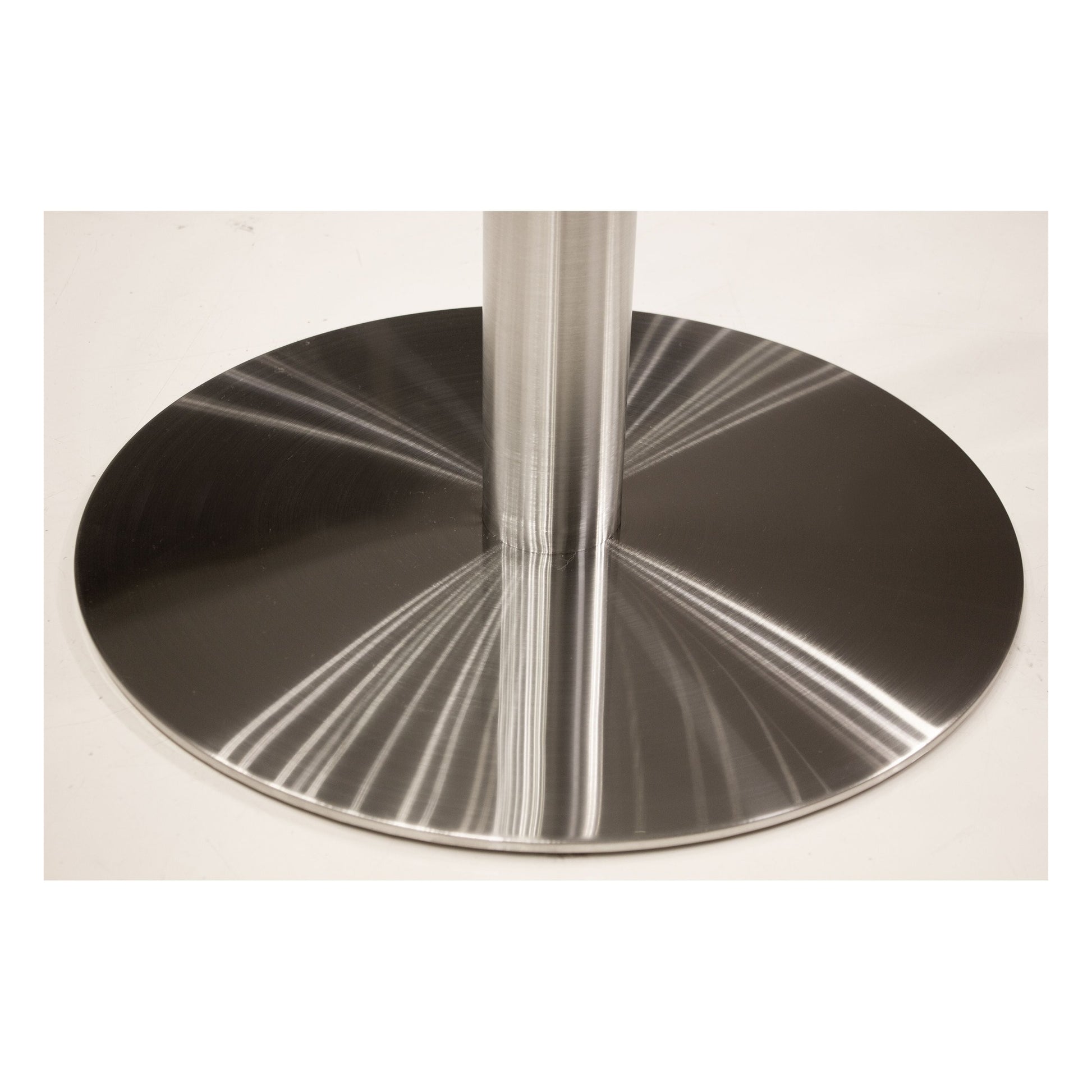 Radius Dining Table by Mobital - image 3