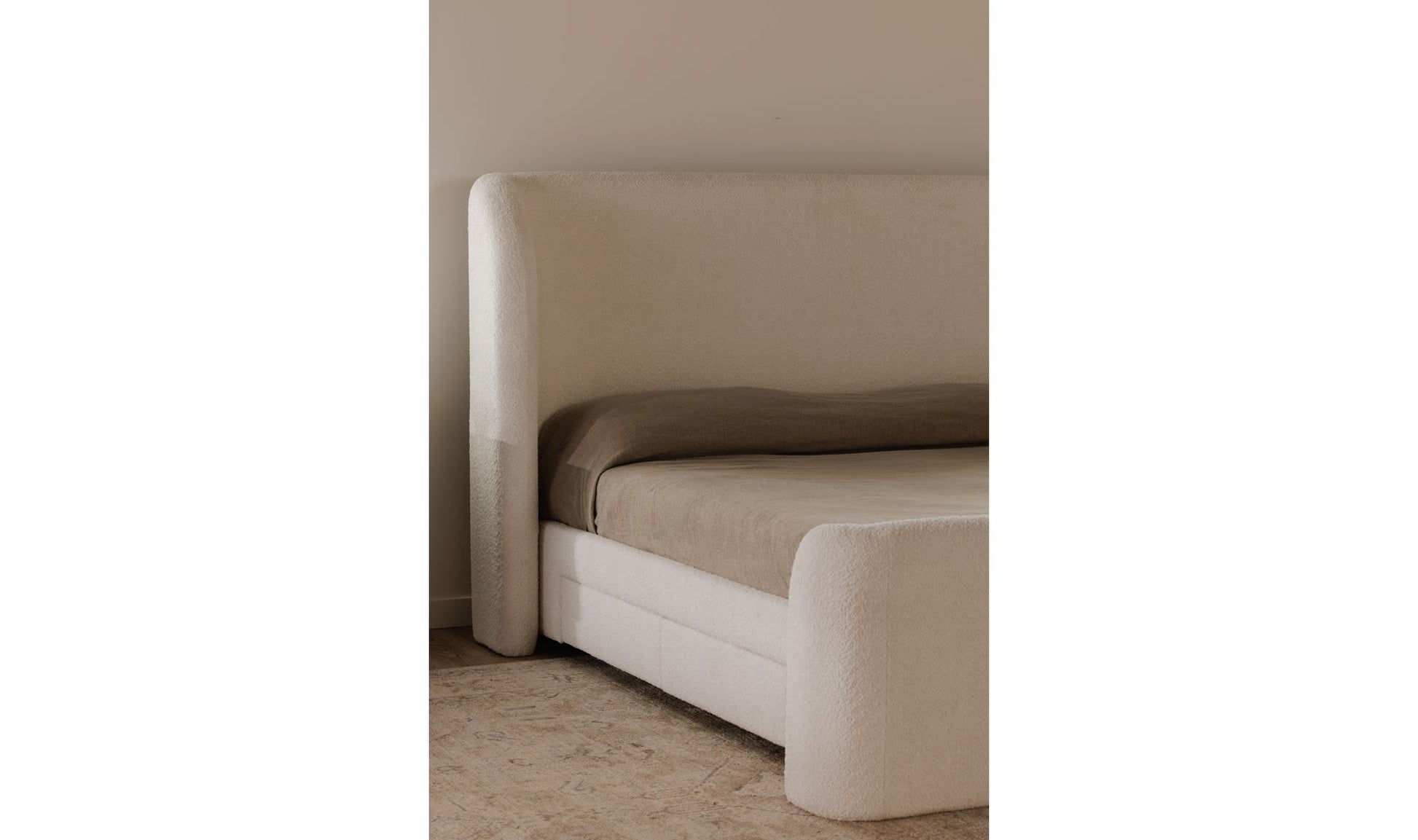 Sophia King Storage Bed Cream by Moe's Home Collection - view 8