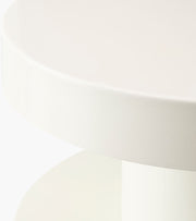 Roth End Table ROTH-002 - corner