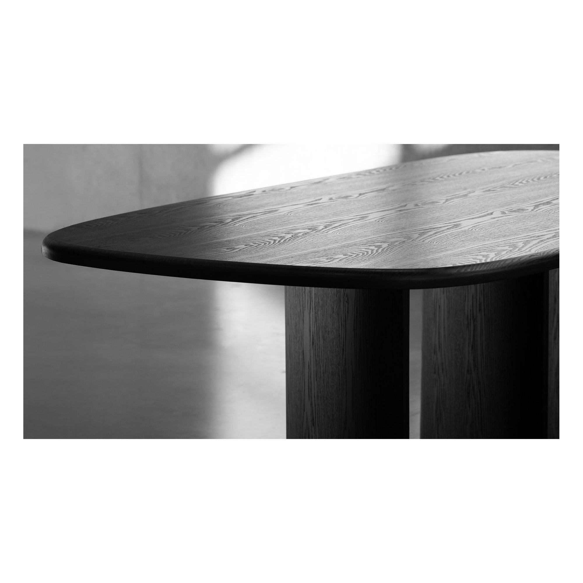 Sana Dining Table by Mobital - image 3