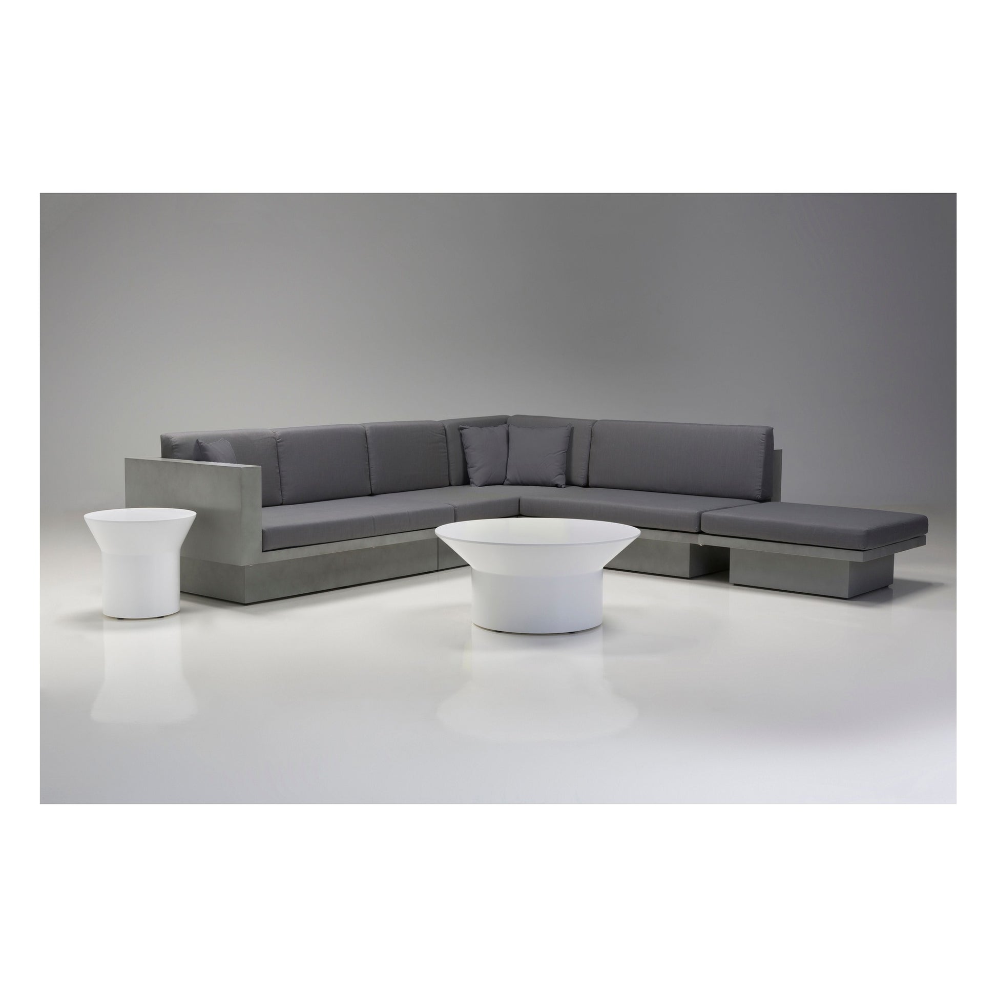 Sancho Sectional by Mobital - image 3
