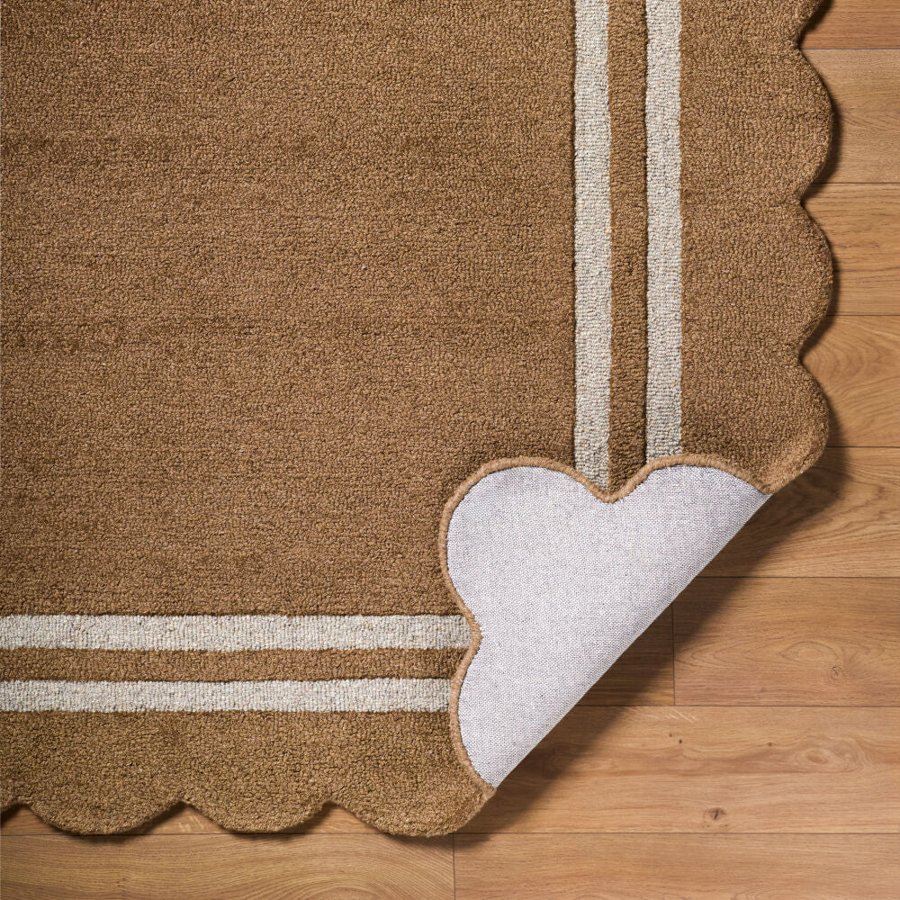 Scalloped Handmade Rug SCP-2301 - fold