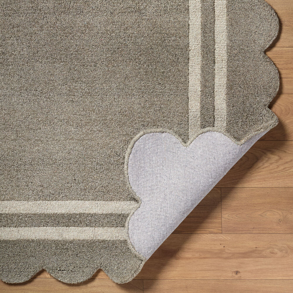 Scalloped Handmade Rug SCP-2302 - fold