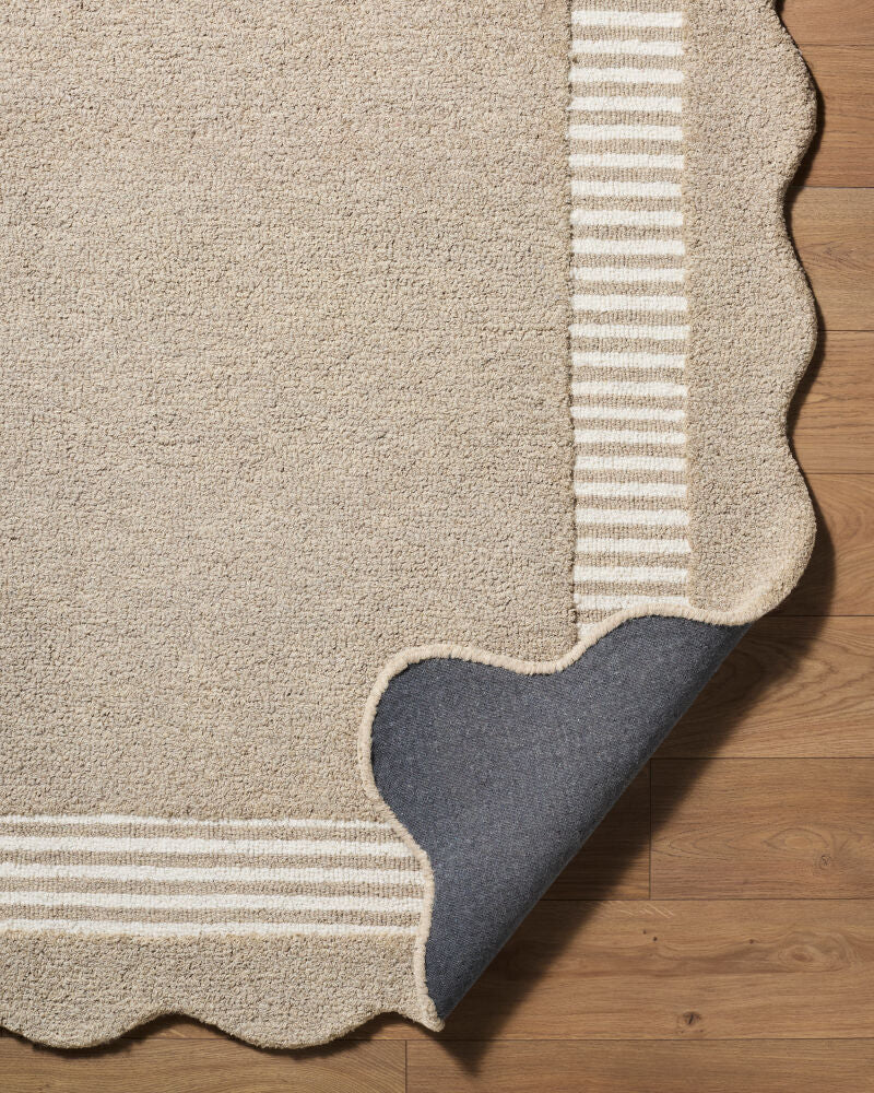 Scalloped Handmade Rug SCP-2309 - fold