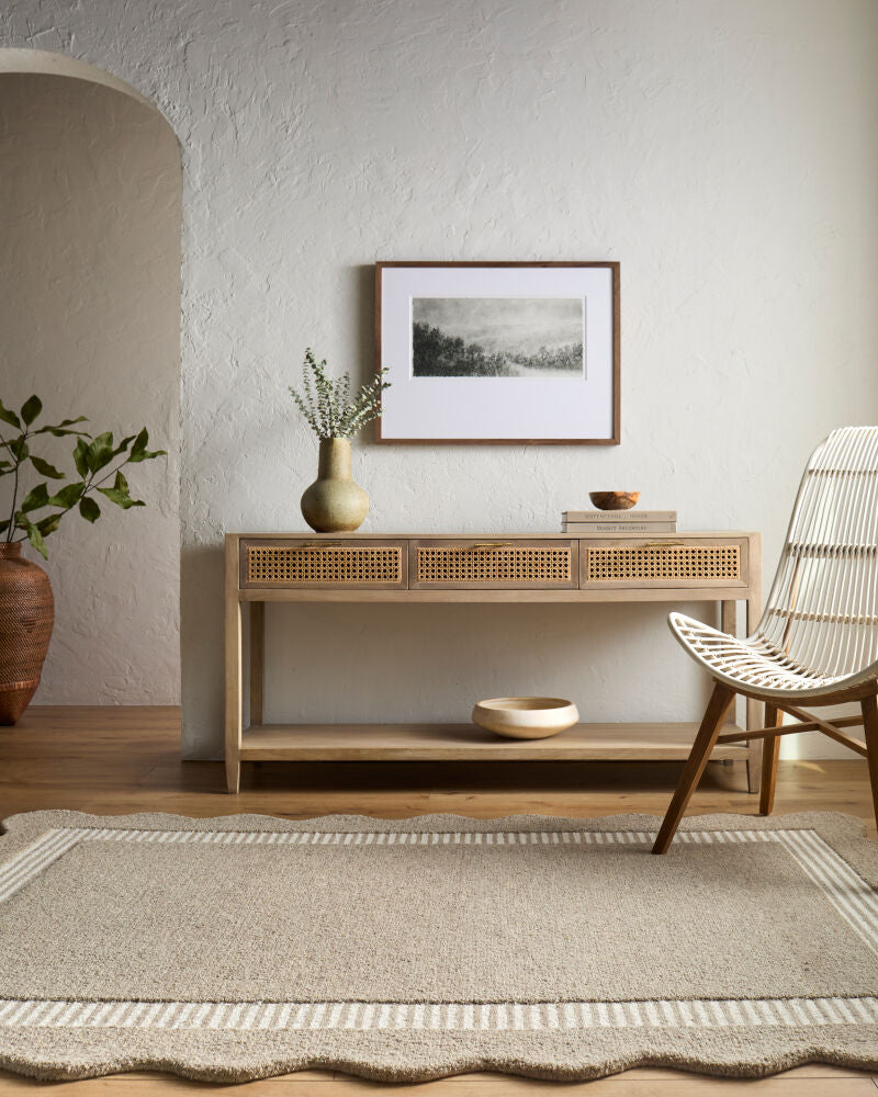 Scalloped Handmade Rug SCP-2309 - roomscene