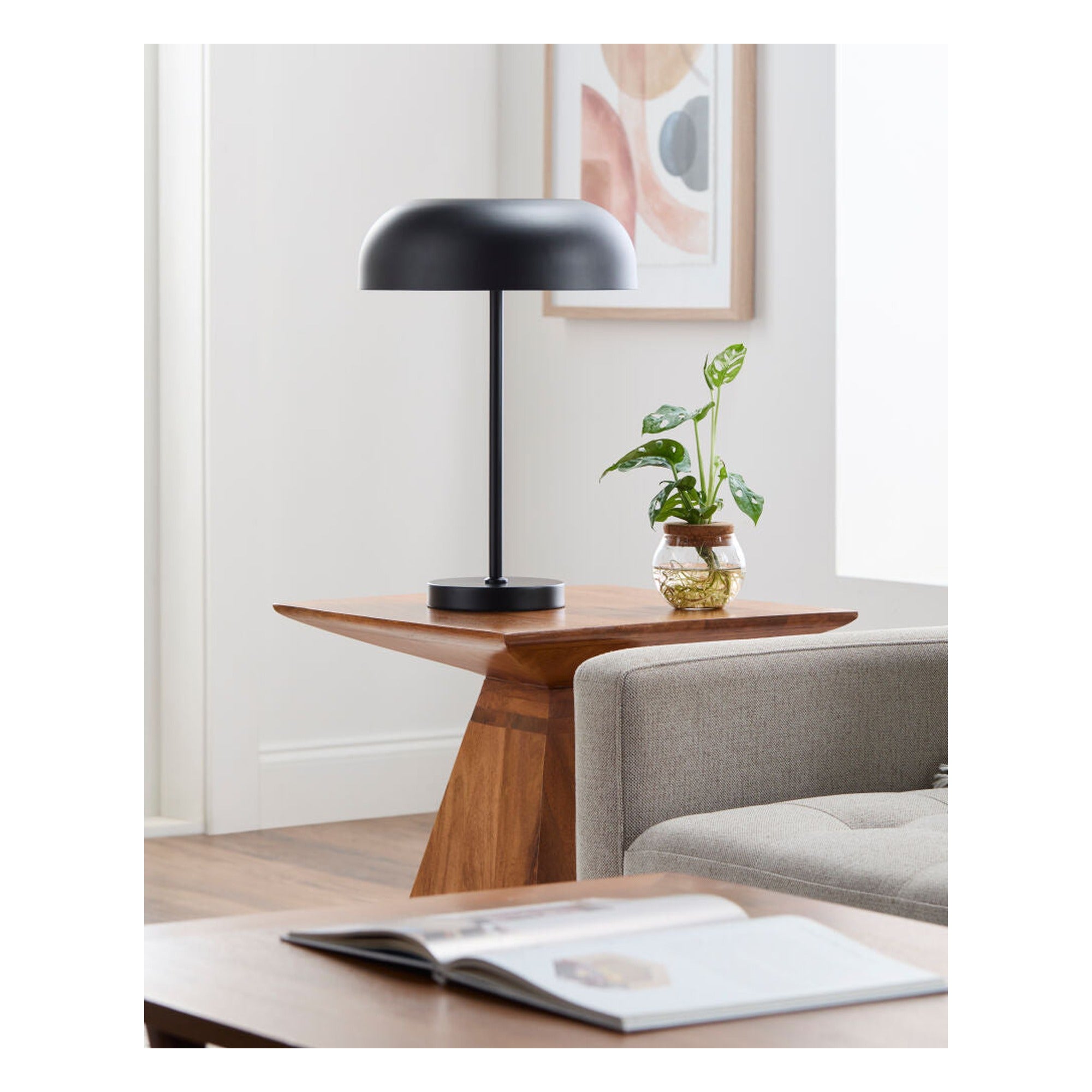 Sukimina Accent Table Lamp - styleshot