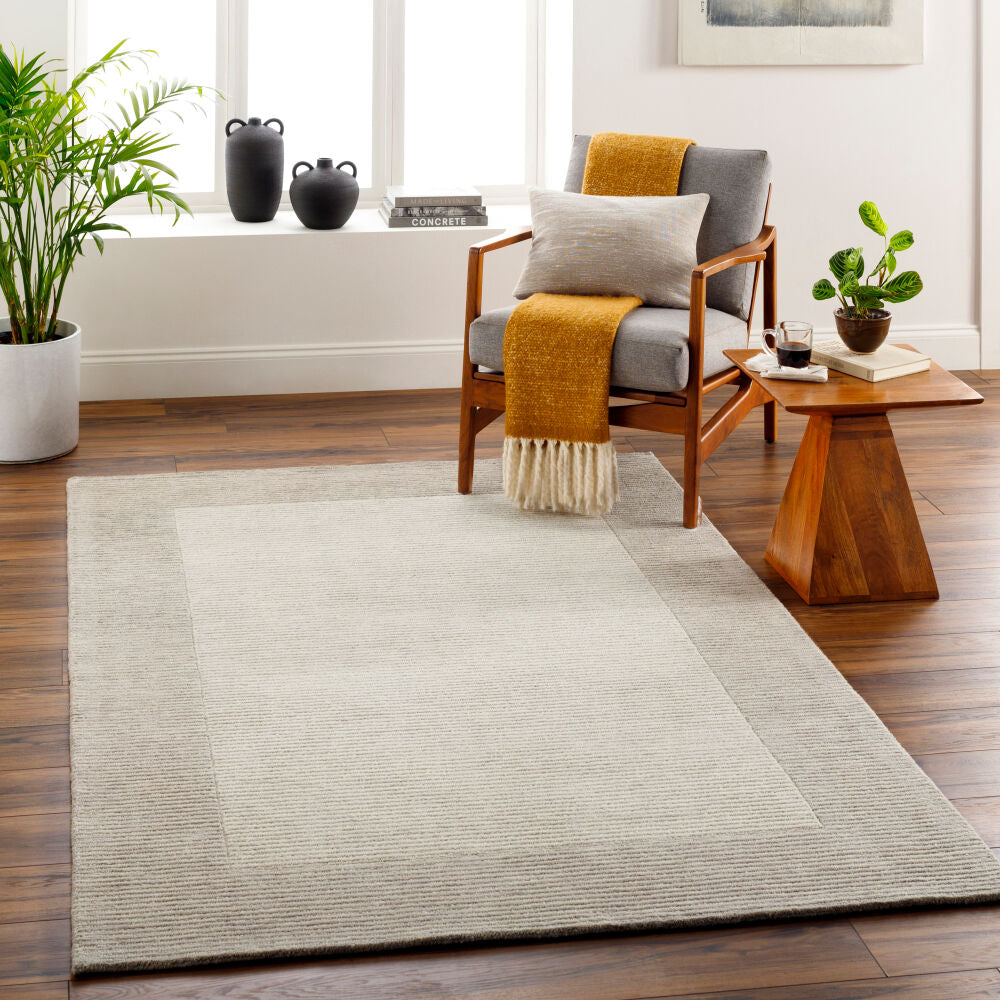 Skylar Beige/Medium Gray Handmade Rug - roomscene