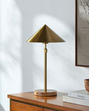 Selvanor Accent Table Lamp - styleshot