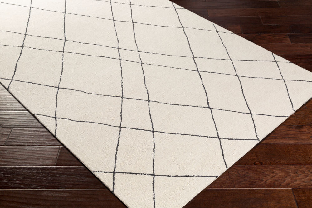 Sinop Black/Cream Handmade Rug - corner
