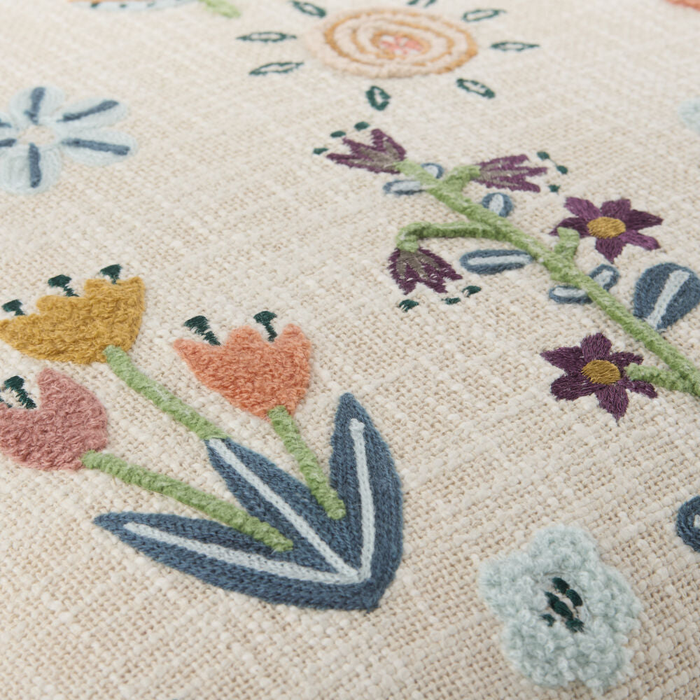 Sunniva Accent Pillow - texture