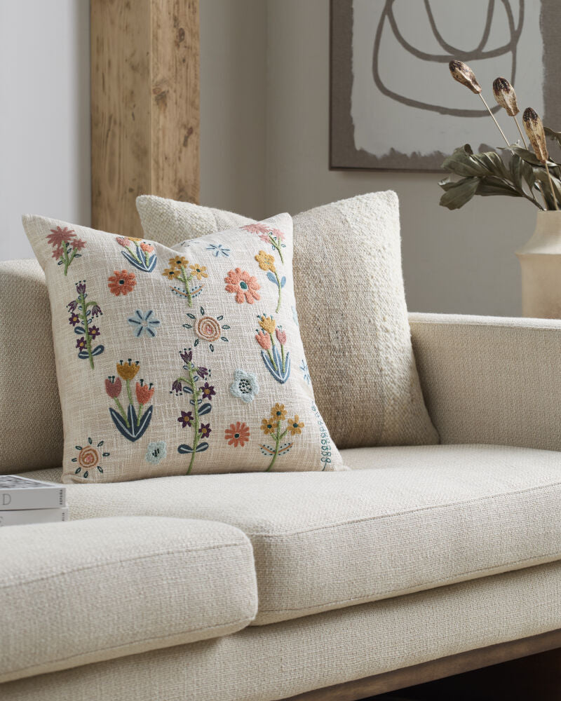Sunniva Accent Pillow - styleshot