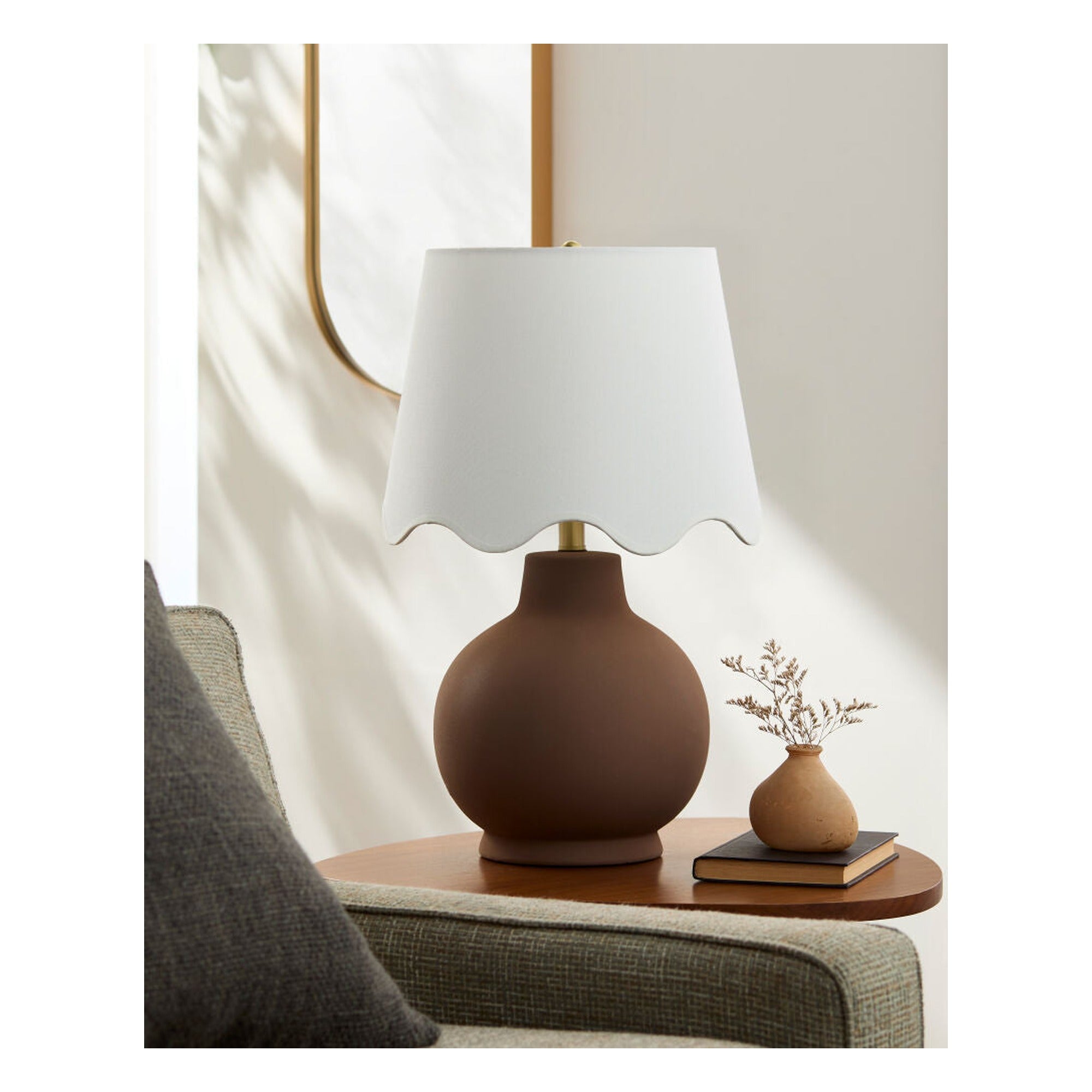Stella Diminuta Accent Table Lamp STD-085 - styleshot