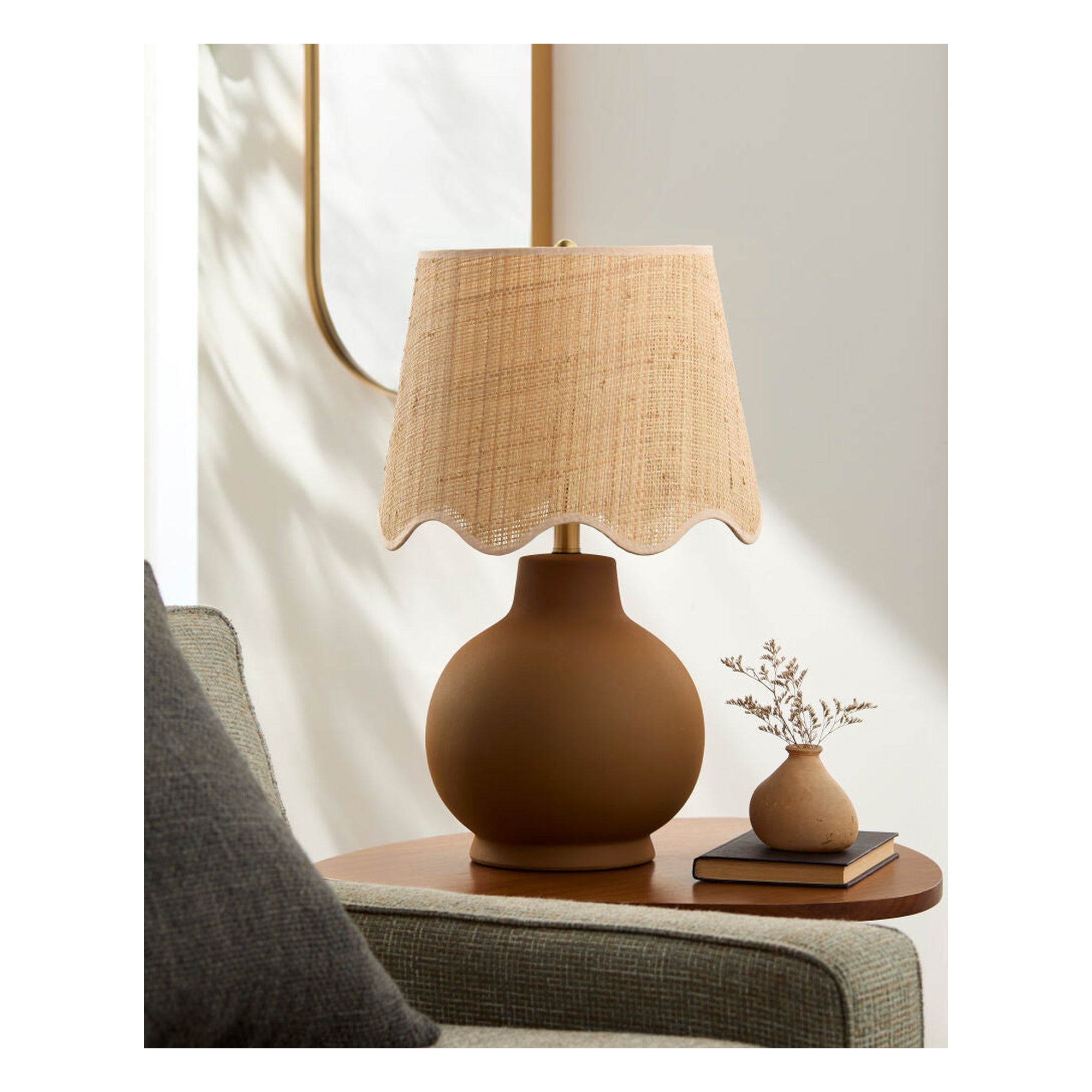 Stella Diminuta Accent Table Lamp STD-090 - styleshot
