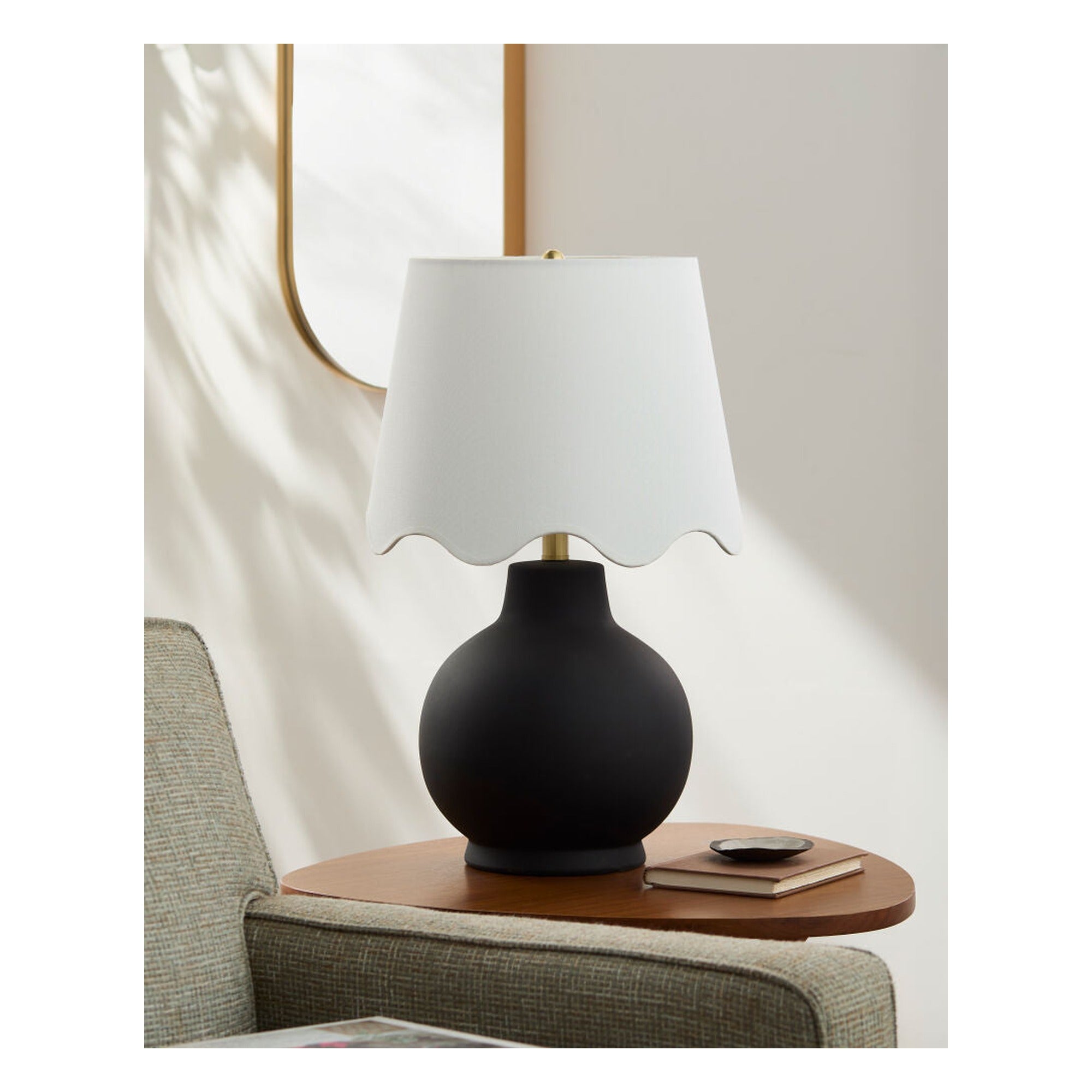 Stella Diminuta Accent Table Lamp STD-091 - styleshot