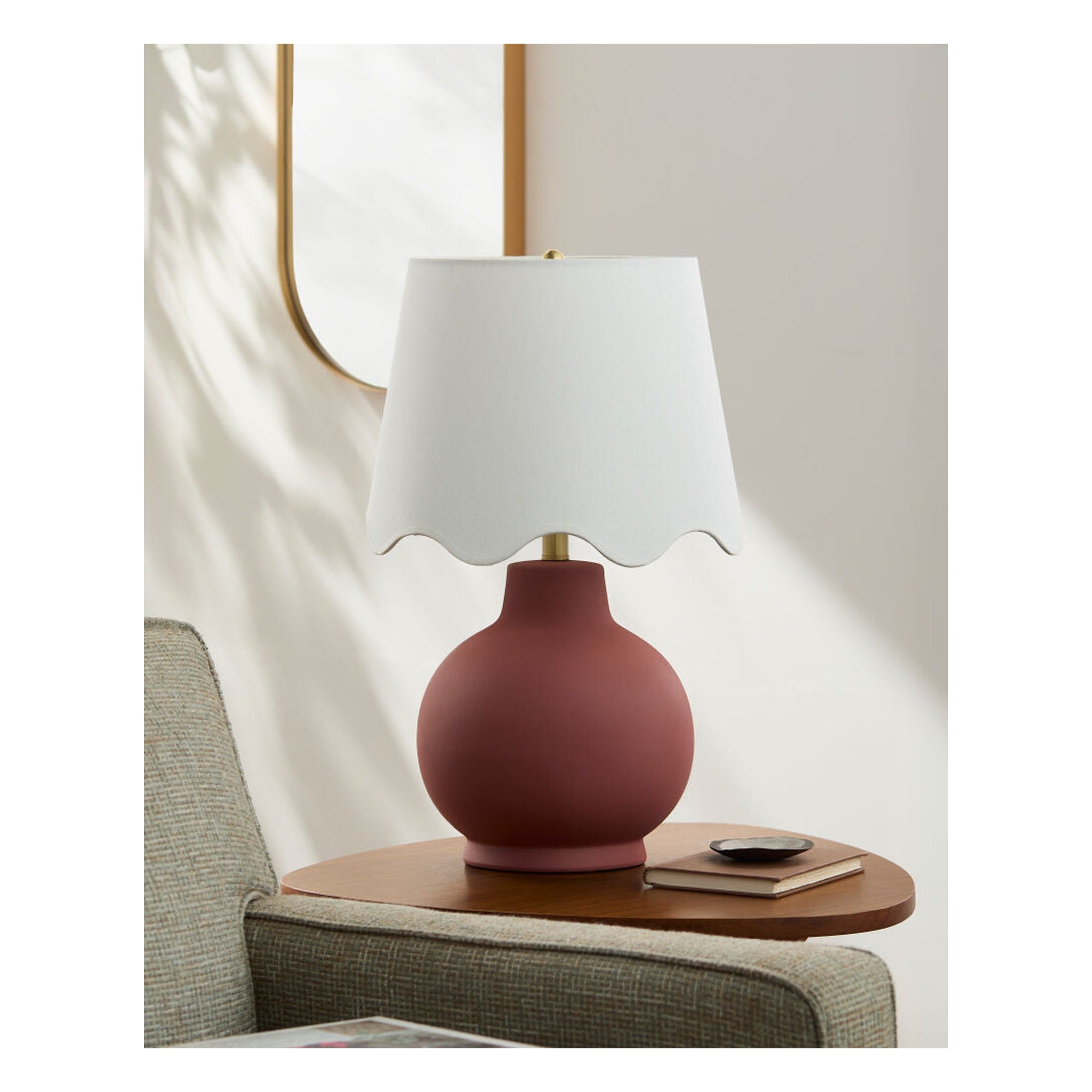 Stella Diminuta Accent Table Lamp STD-093 - styleshot