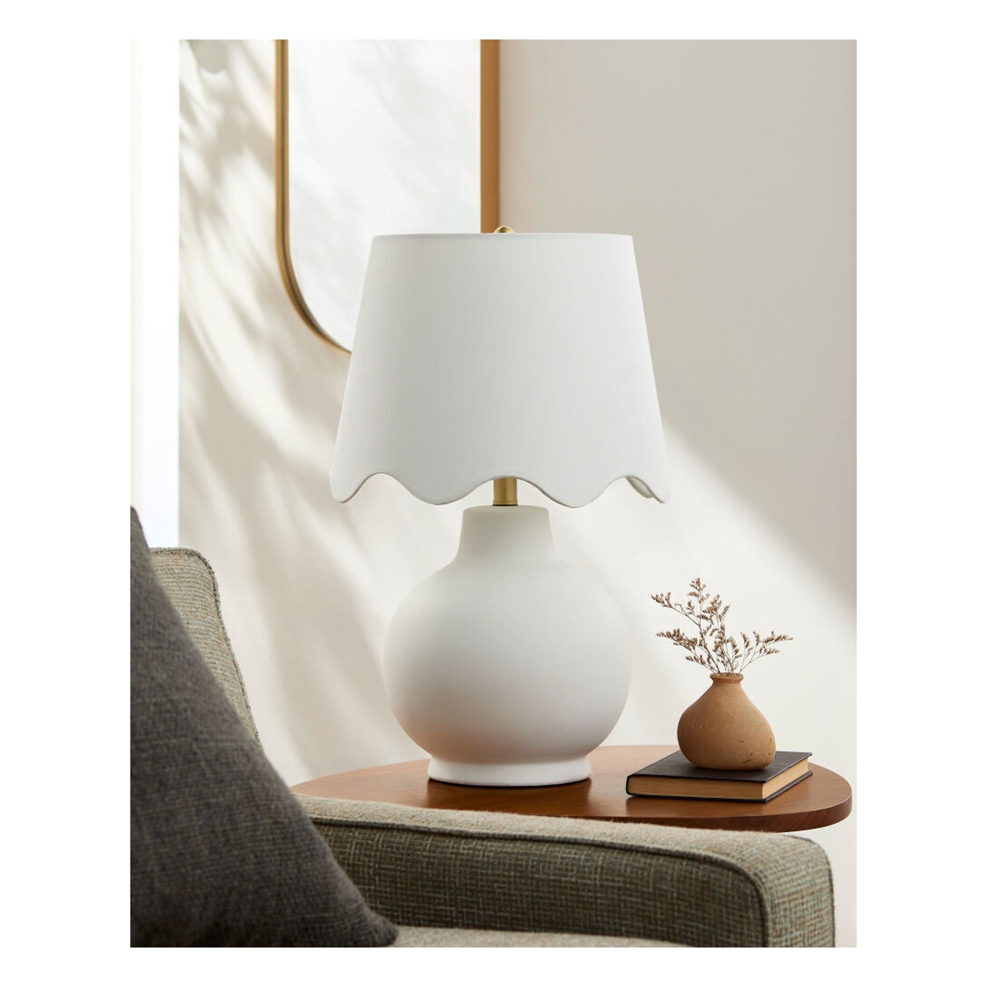 Stella Diminuta Accent Table Lamp STD-097 - styleshot