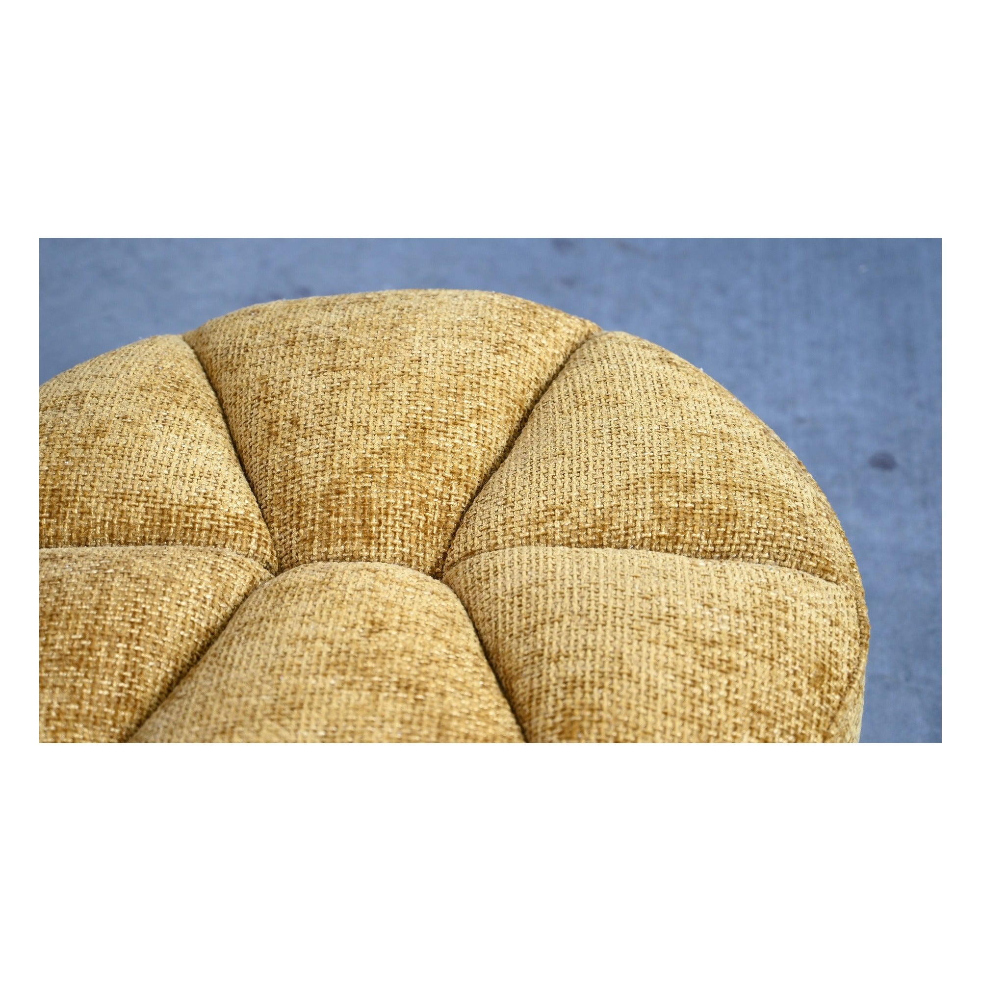 Tahi Ottoman by Mobital - image 3