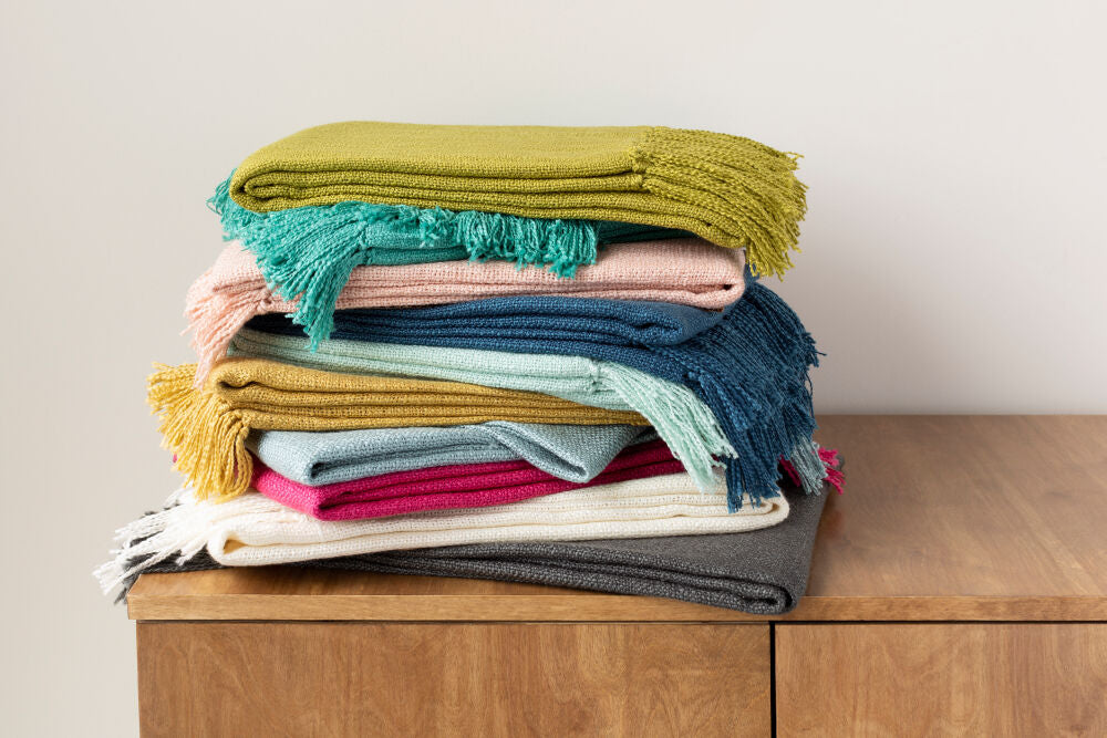 Tilda Throw TID-007 - styleshot