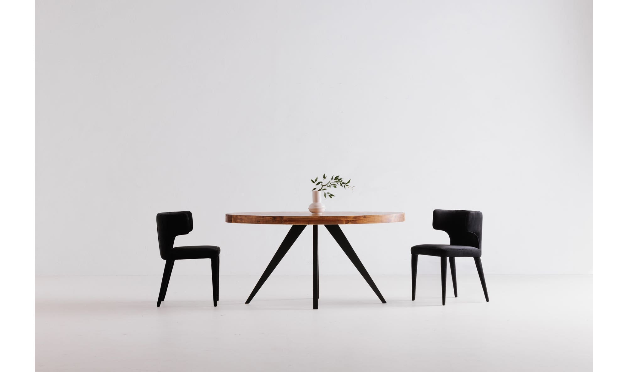 Parq Oval Dining Table Amber by Moe's Home Collection - view 20