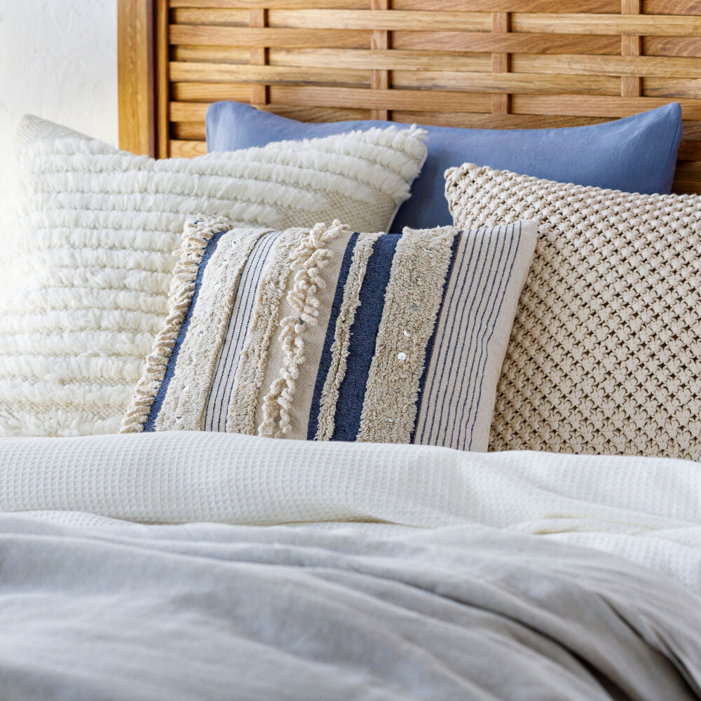Temara Accent Pillow TMA-006 - styleshot