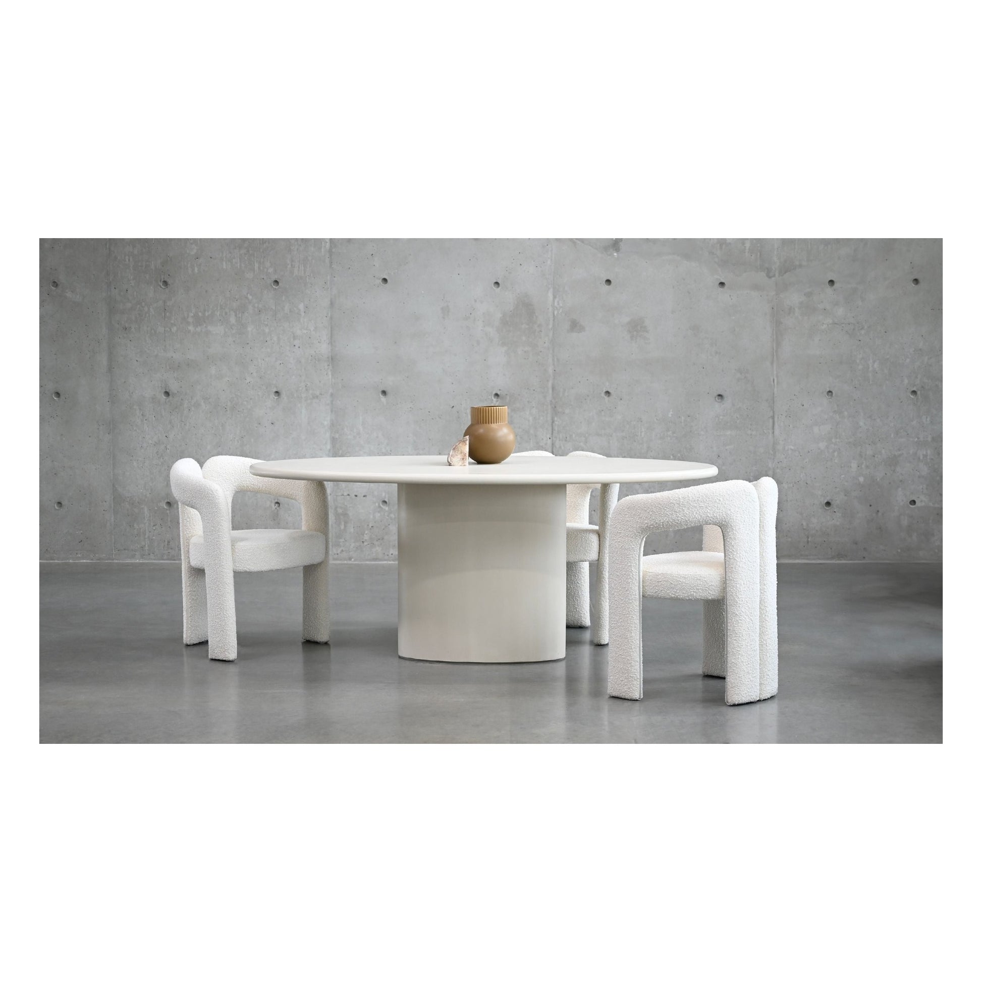 Tugg 71" Dining Table Oval by Mobital - image 3