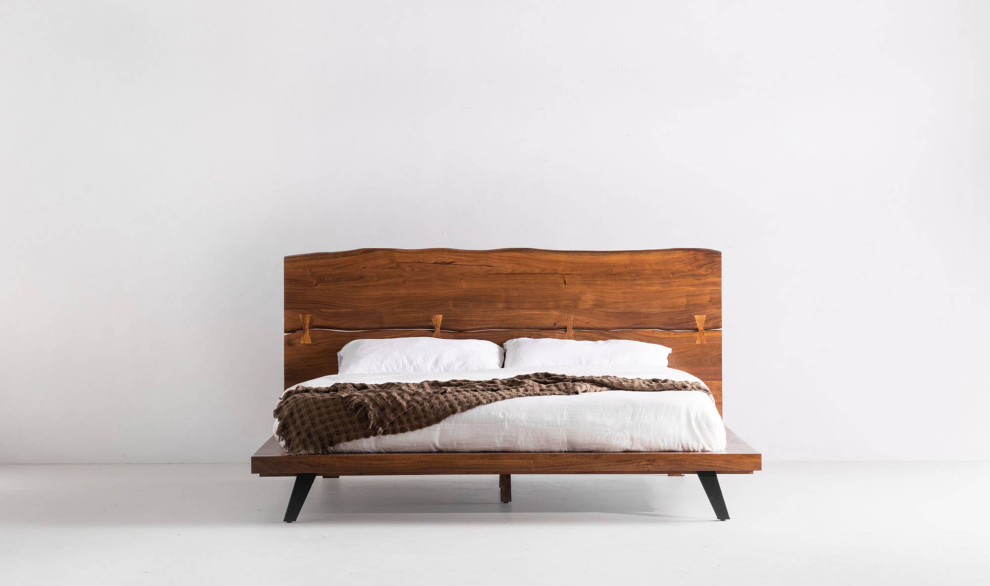 Madagascar King Platform Bed Brown by Moe's Home Collection - view 9