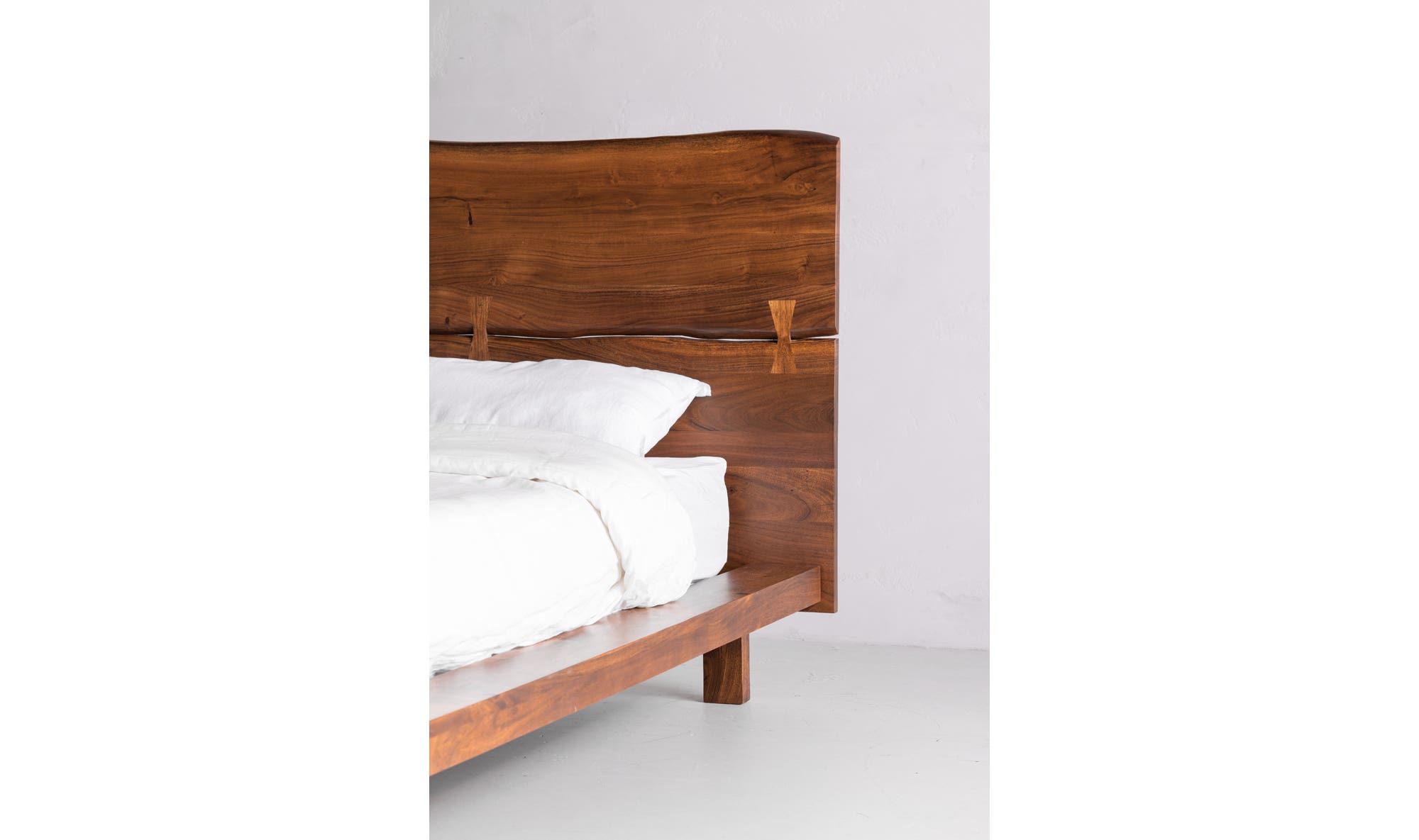 Madagascar King Platform Bed Brown by Moe's Home Collection - view 11
