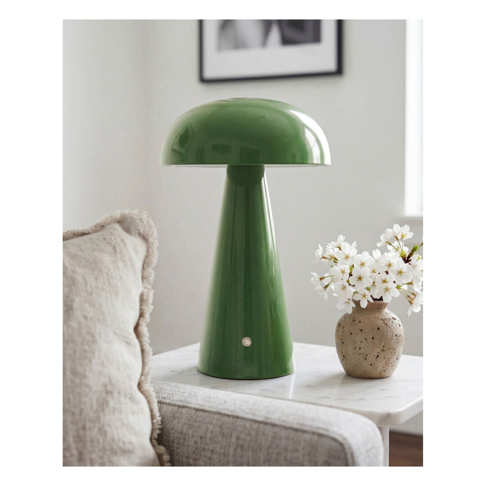 Umbra Accent Table Lamp UMR-002 - styleshot