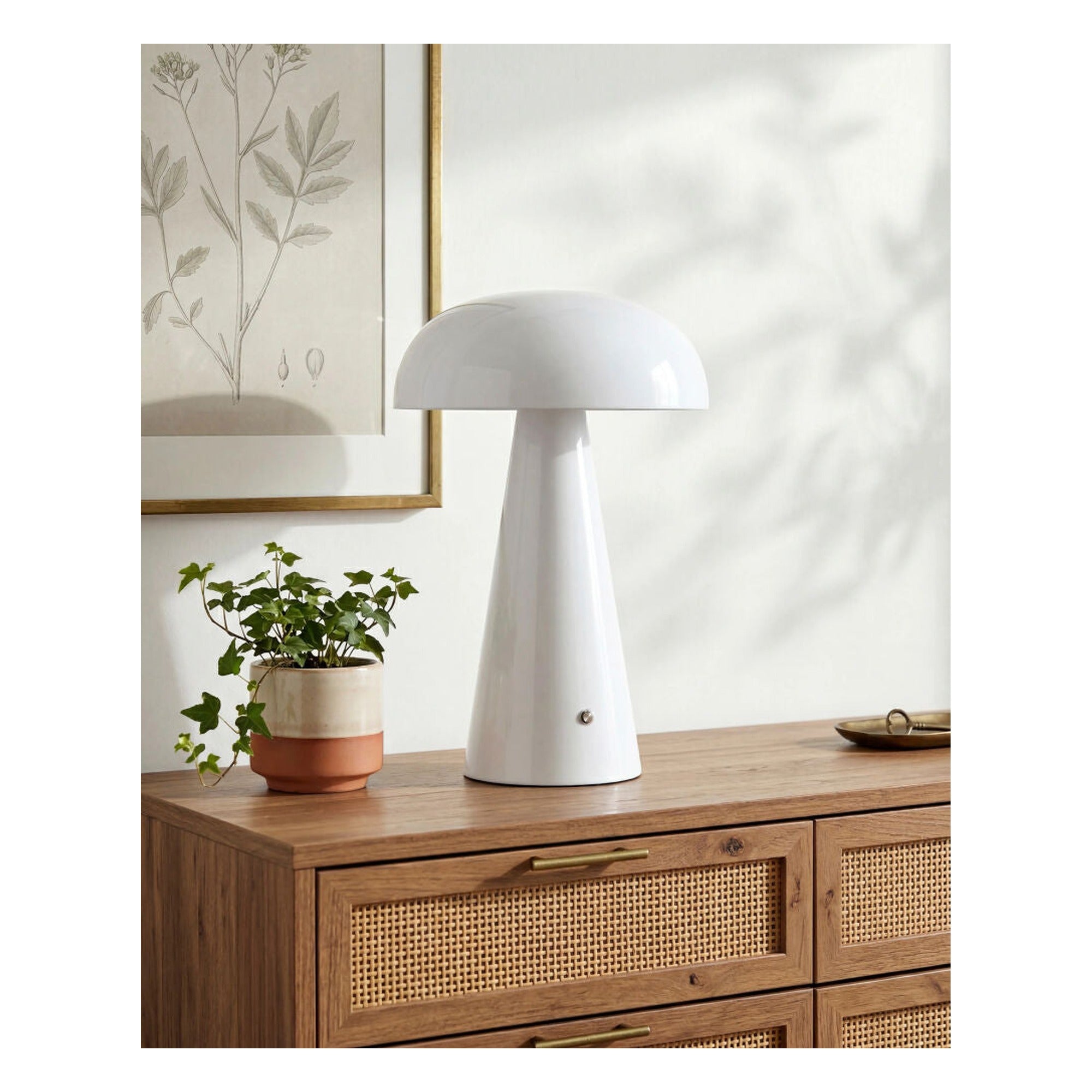 Umbra Accent Table Lamp UMR-003 - styleshot