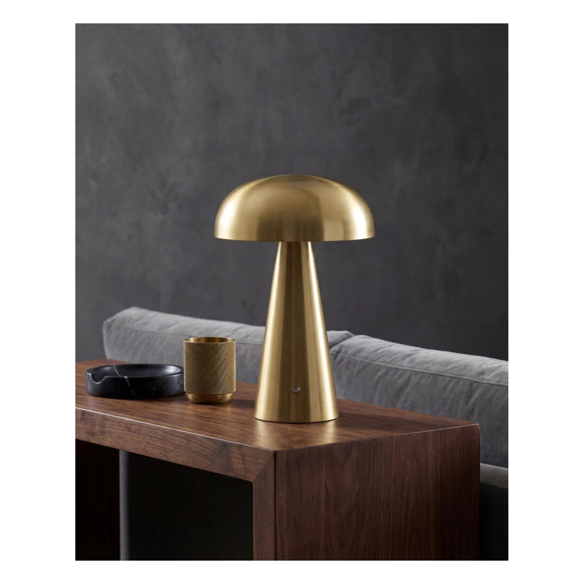 Umbra Accent Table Lamp UMR-004 - styleshot