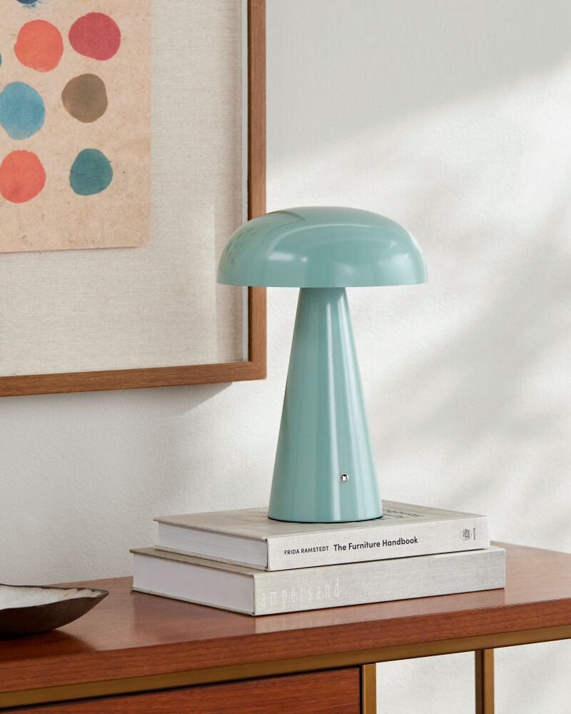 Umbra Accent Table Lamp UMR-008 - styleshot