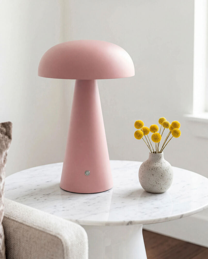 Umbra Accent Table Lamp UMR-013 - styleshot