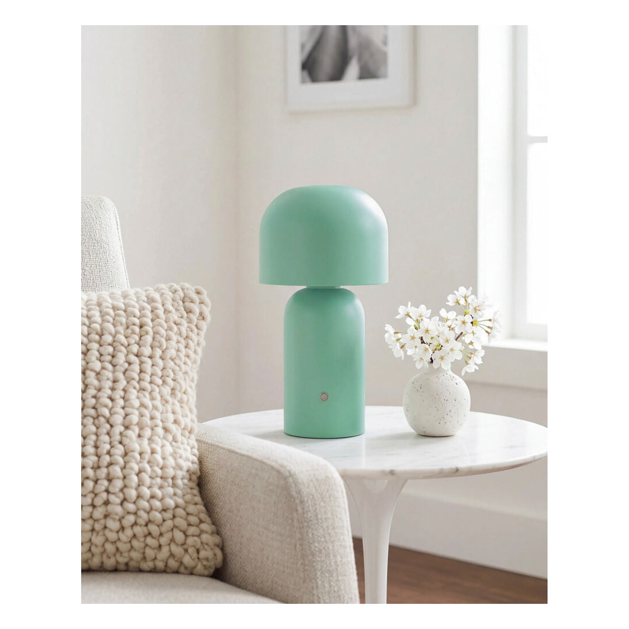 Umbra Accent Table Lamp UMR-017 - styleshot