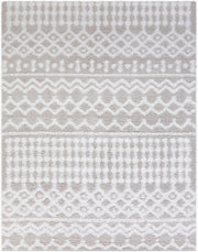 Urban Shag Light Gray/White Machine Woven Rug - 2' x 2'11"