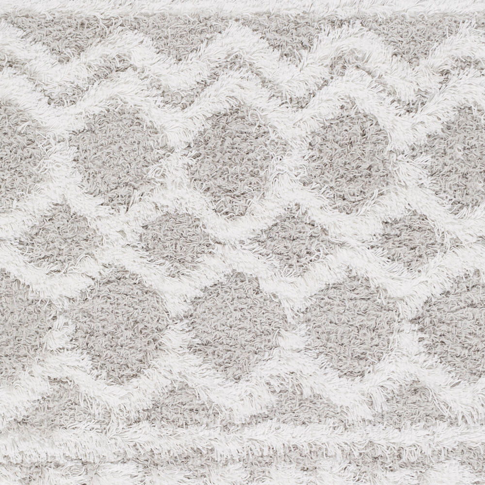 Urban Shag Light Gray/White Machine Woven Rug - swatch