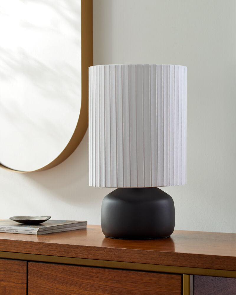 Vadso Accent Table Lamp VDS-003 - styleshot