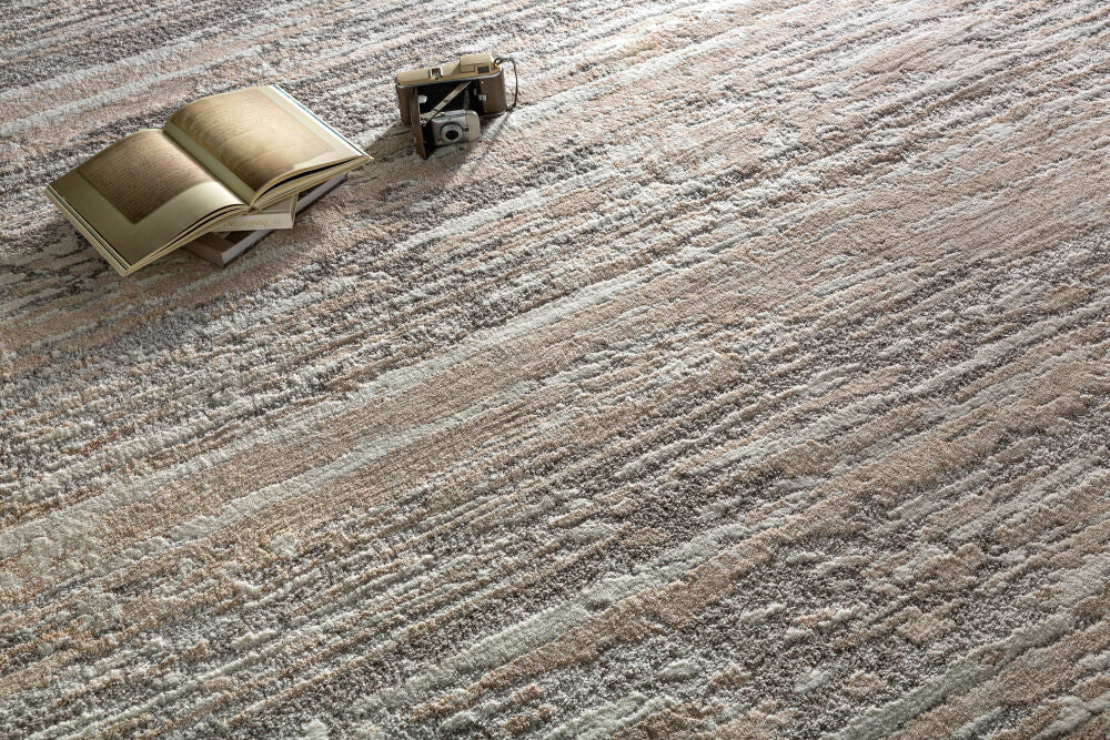 Venice Ivory/Tan Machine Woven Rug - styleshot