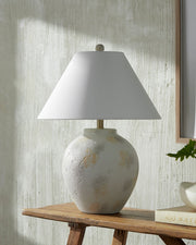 Vesso Accent Table Lamp VSSO-004 - styleshot