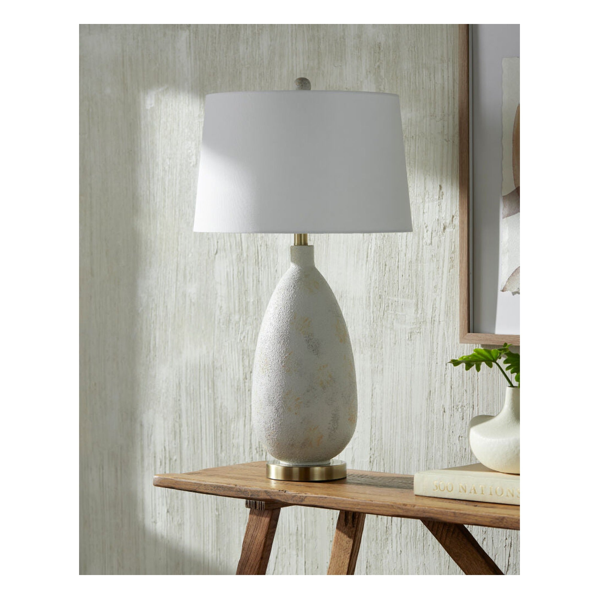 Vesso Accent Table Lamp VSSO-005 - styleshot