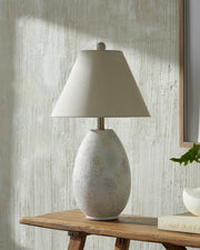 Vesso Accent Table Lamp VSSO-006 - styleshot