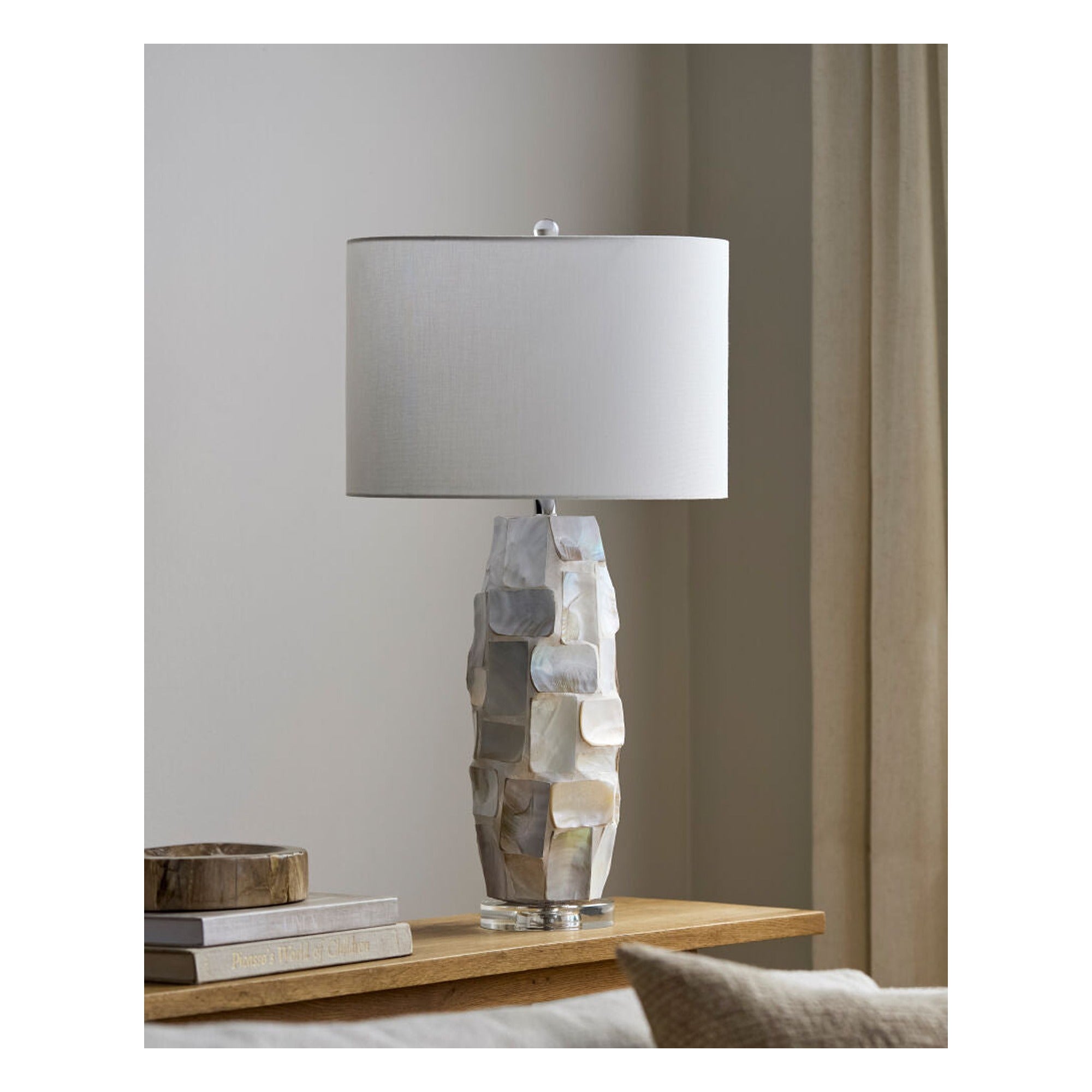 Walvis Accent Table Lamp WLV-002 - styleshot
