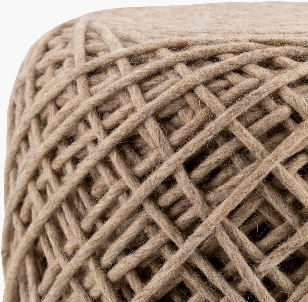 Xena Pouf - corner
